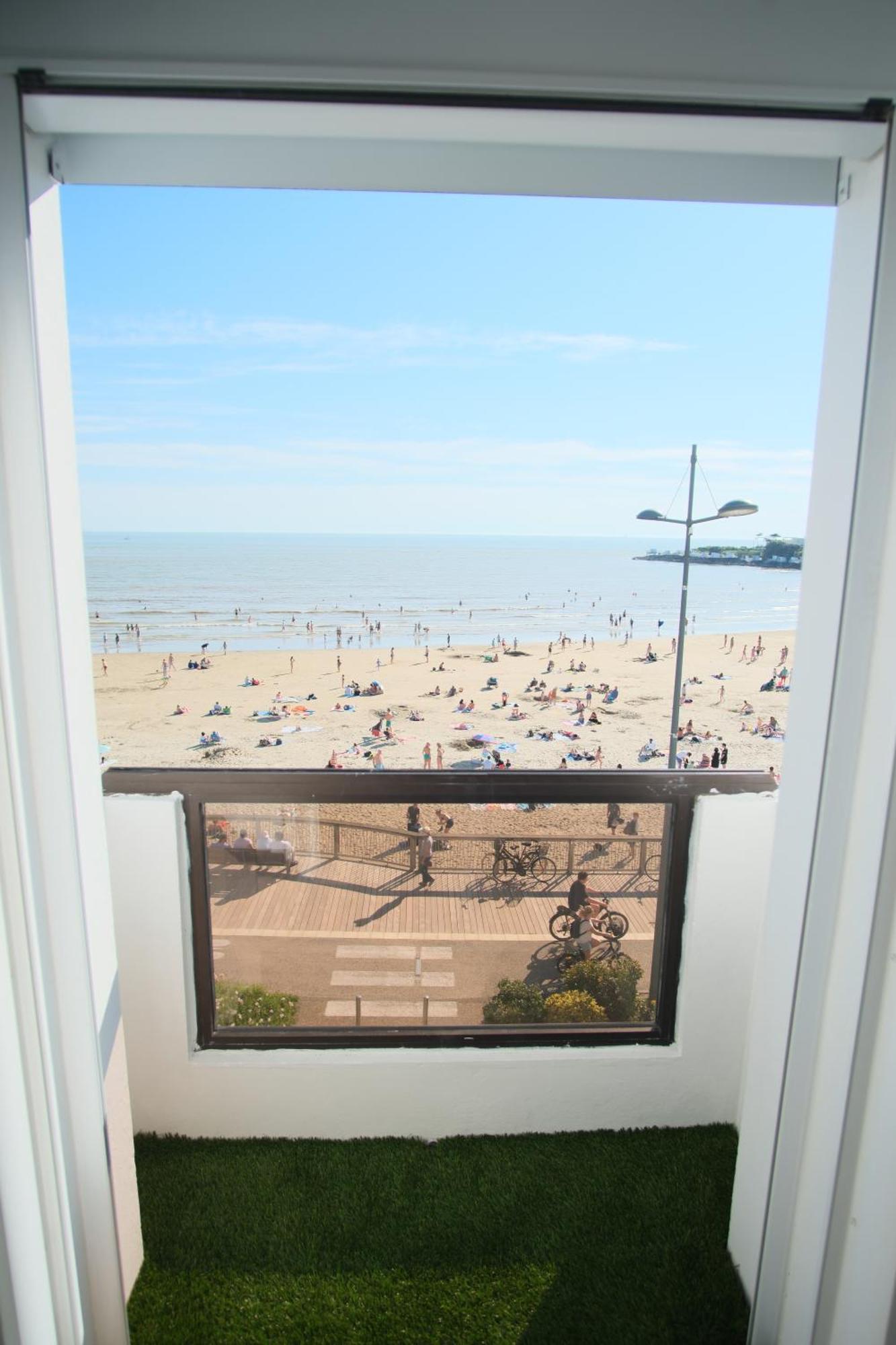 Appartement Avec Balcons Vue Mer A Pontaillac Royan Esterno foto